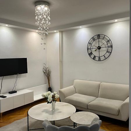 Ruby Luxury Central Apartment Skopje Extérieur photo