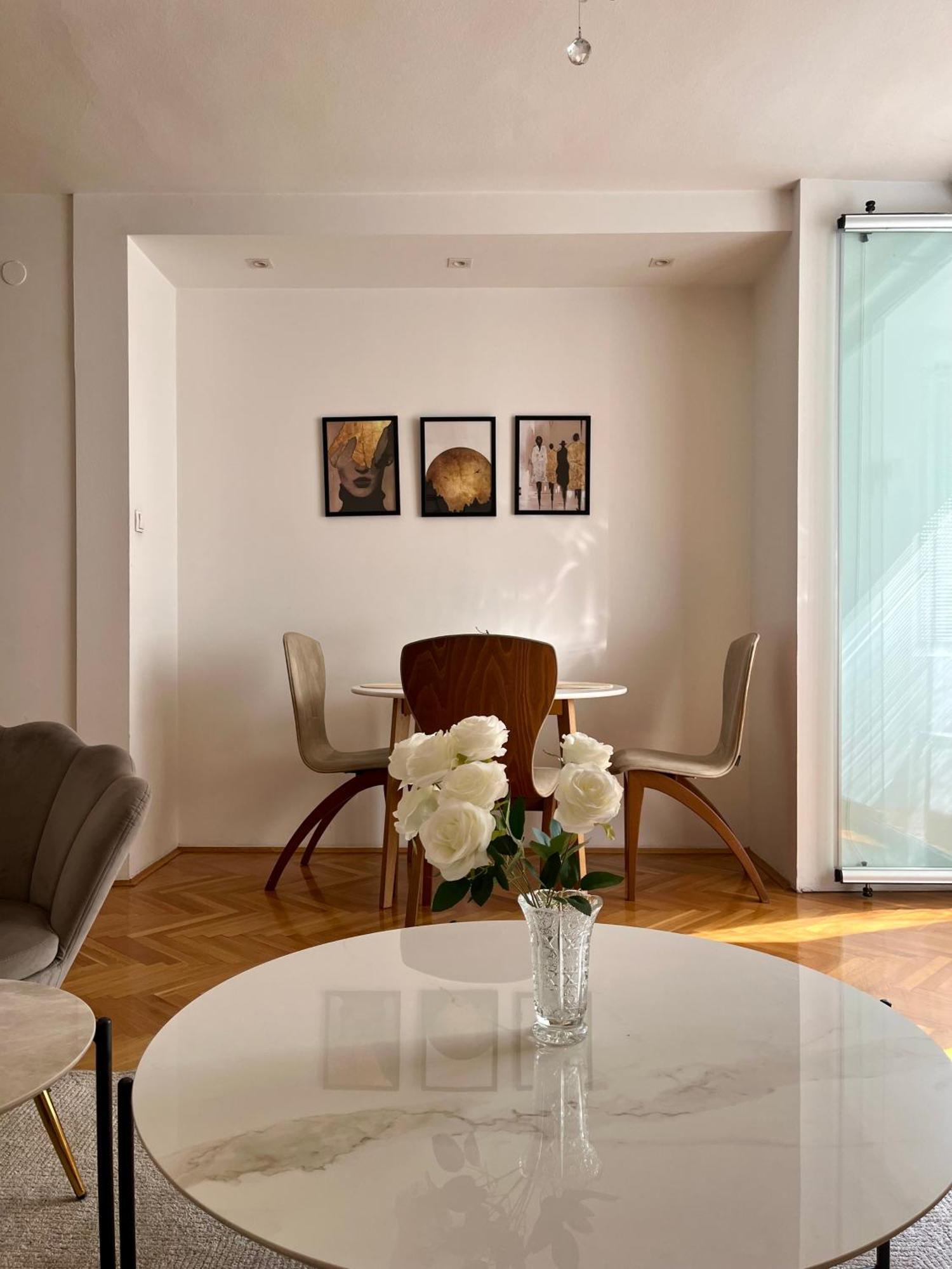 Ruby Luxury Central Apartment Skopje Extérieur photo
